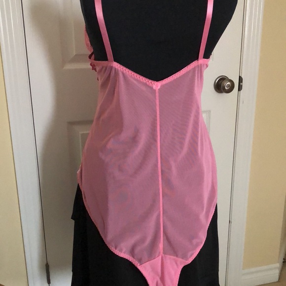 Pink lace & sheer teddy - Picture 2 of 4